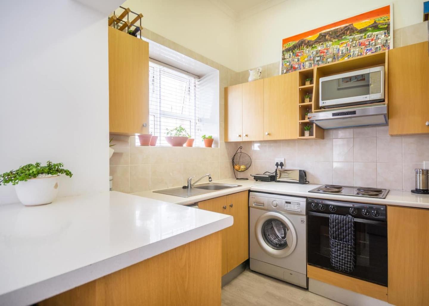 Dalebrook By Open Apartment